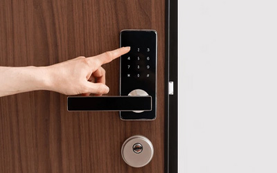 Instalación de cerraduras electrónicas en Sitges